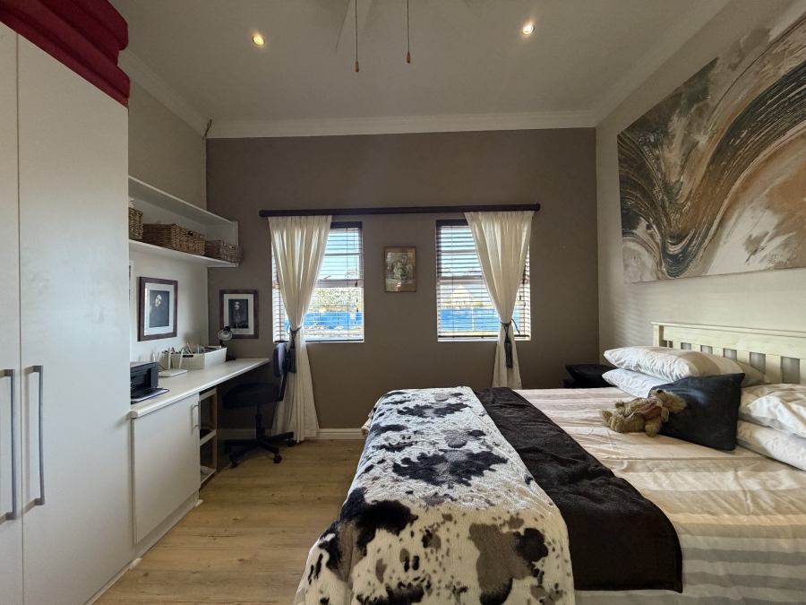 3 Bedroom Property for Sale in Crossways Farm Village Eastern Cape